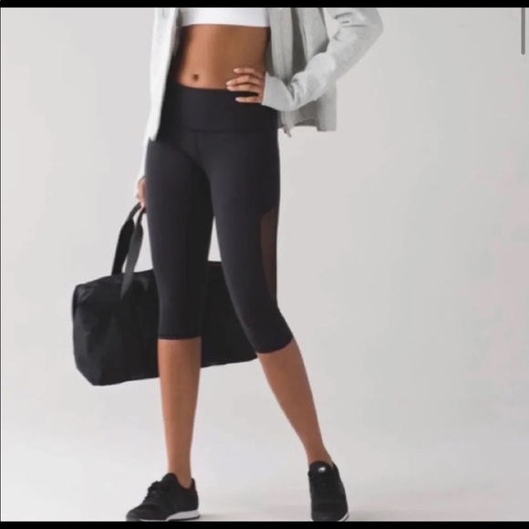 Lululemon mesh crop pants - Picture 2 of 3
